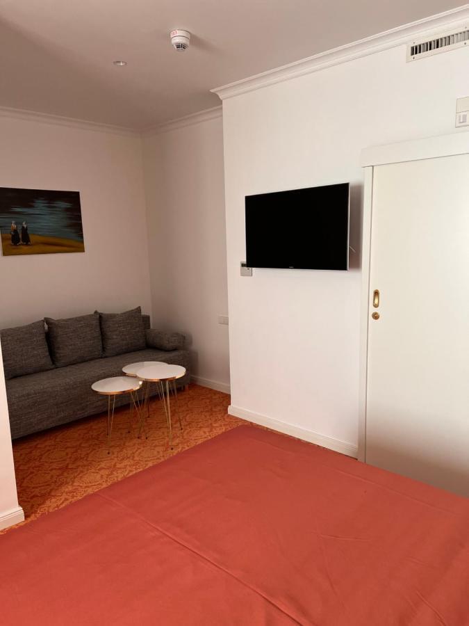 Art Hotel House One Baden-Baden Exterior photo
